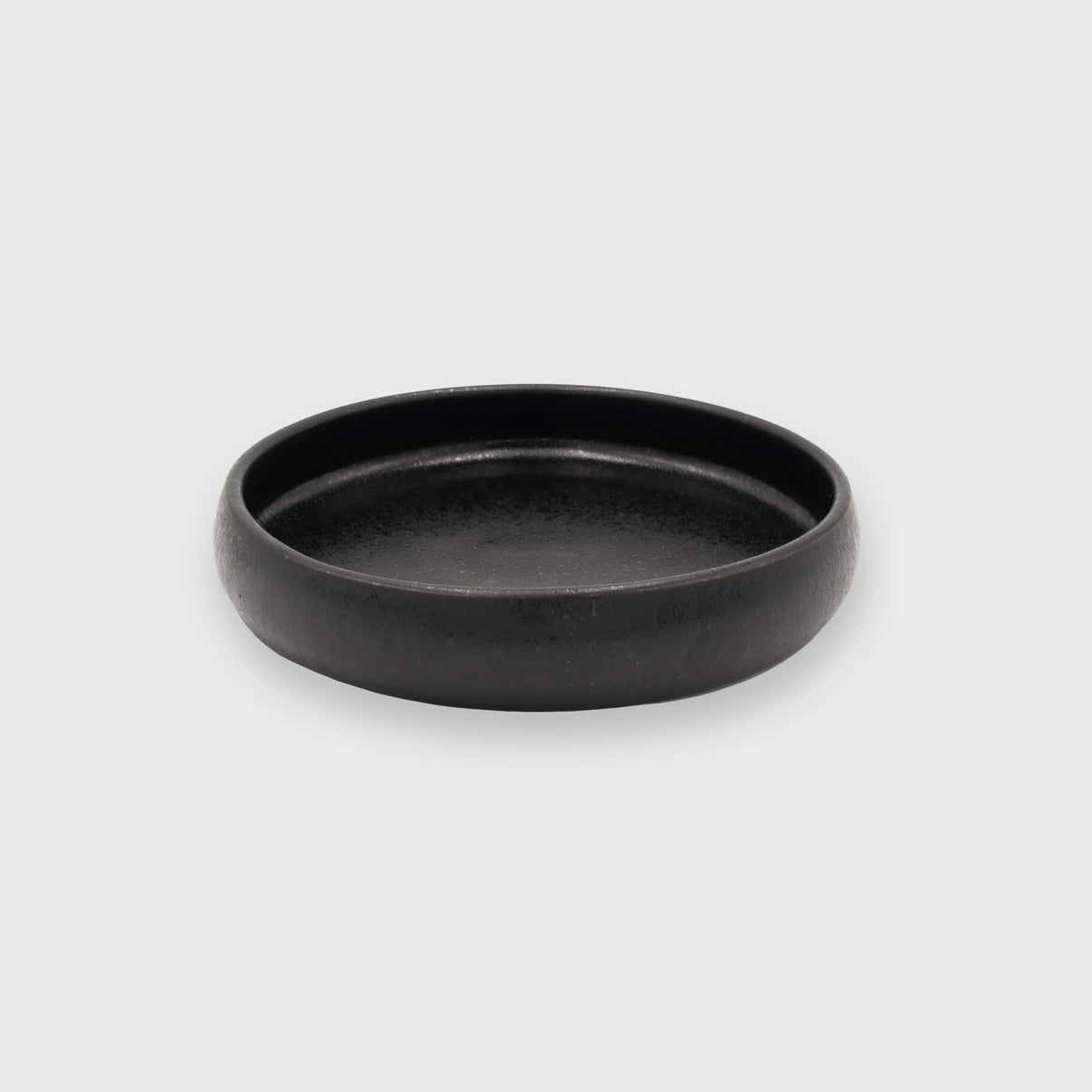 Bowl for cats and dogs