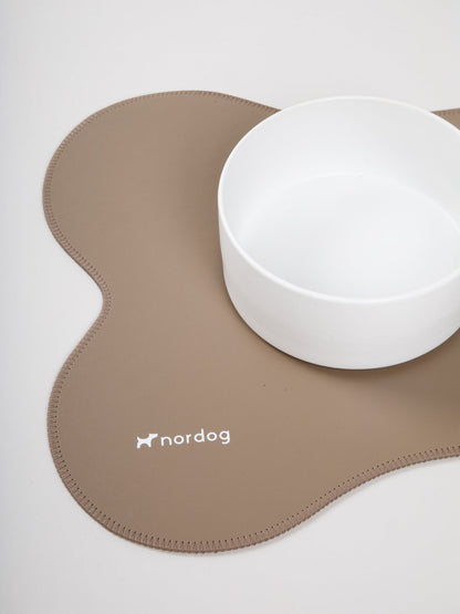 Placemat for dog bowls